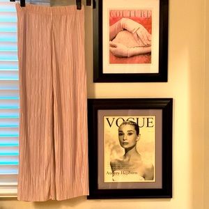 Baby pink crepe palazzo pants. Size small. New with tags.